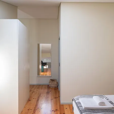 History Apartment *